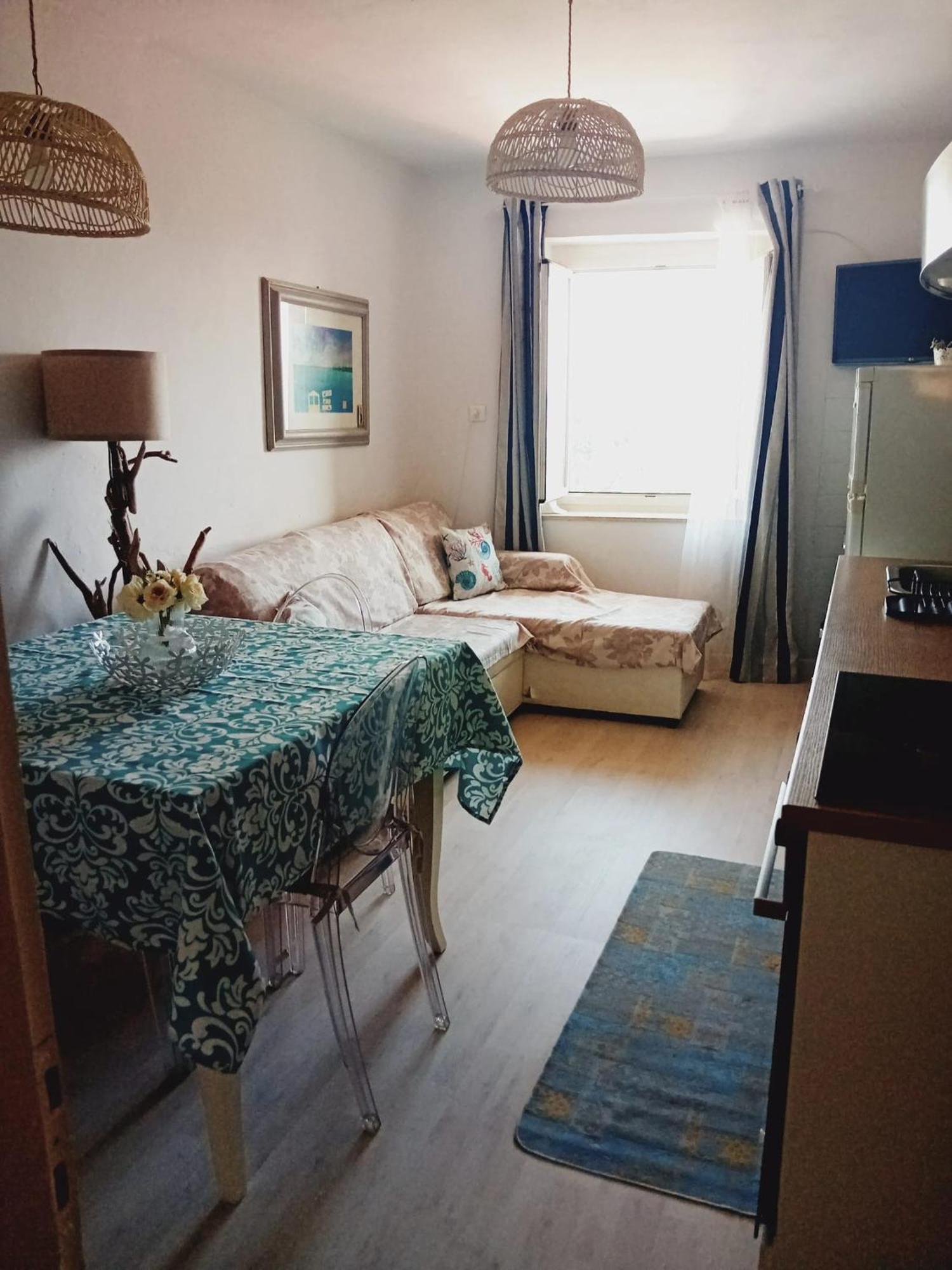 Comfortable Apartment With Sea View In Falcinello Exterior photo