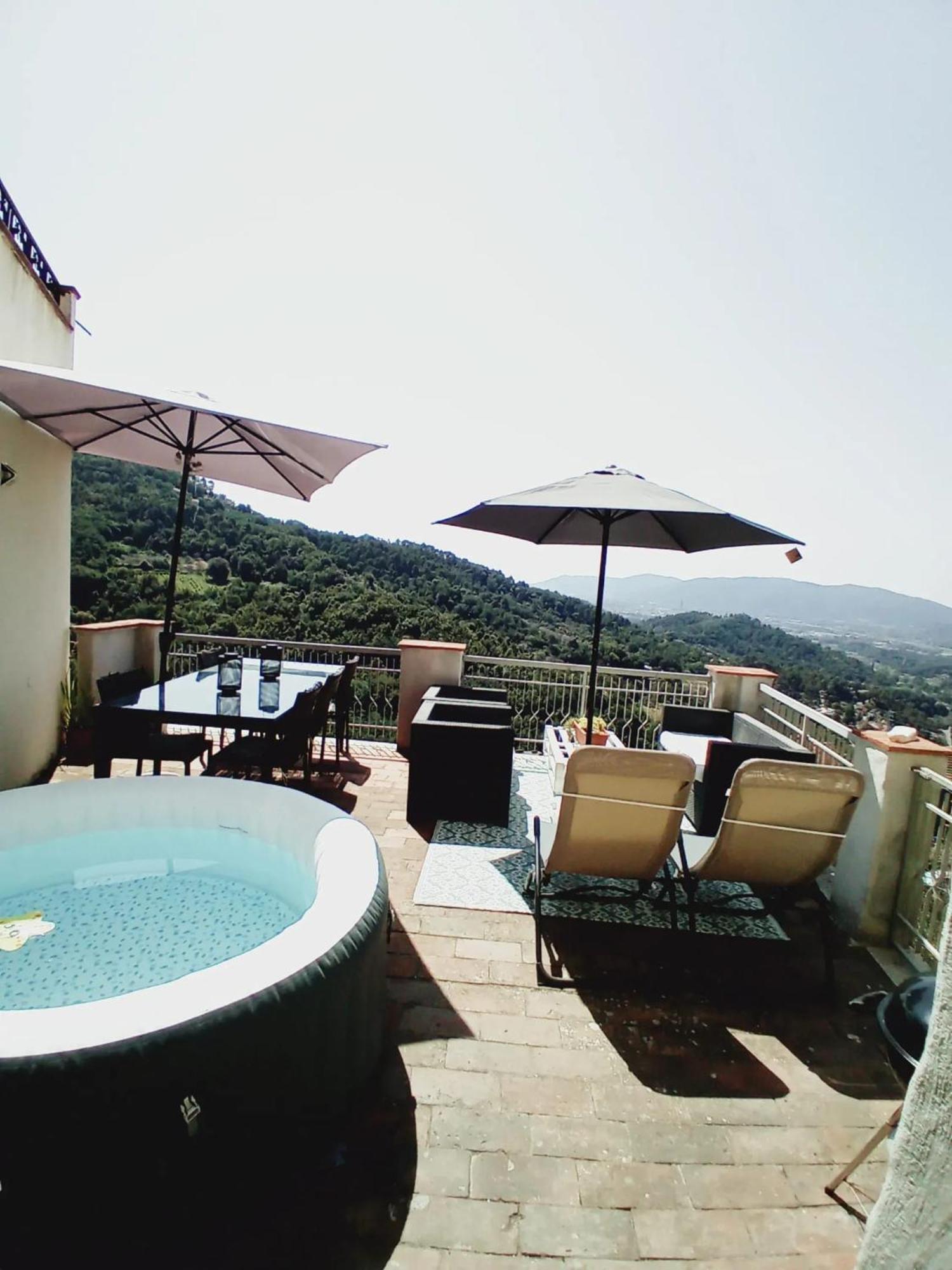 Comfortable Apartment With Sea View In Falcinello Exterior photo